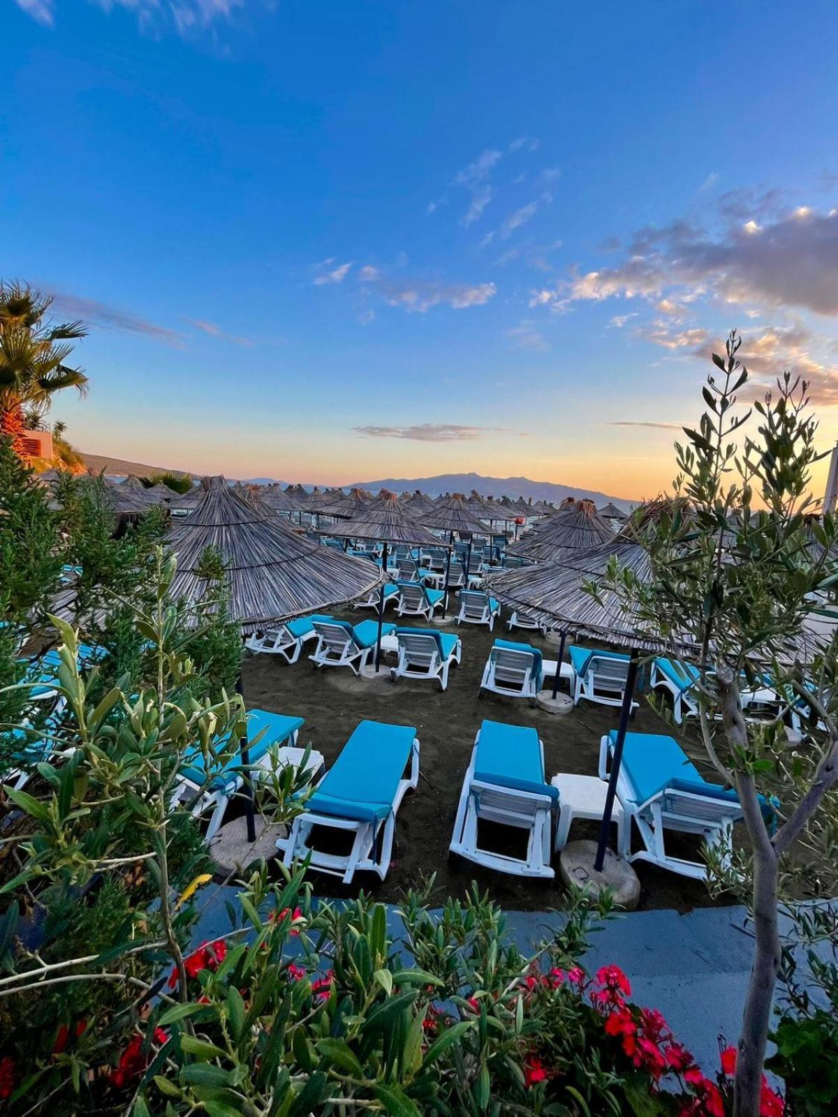 Bougainvill Sunset Villa Sarandë Exterior foto